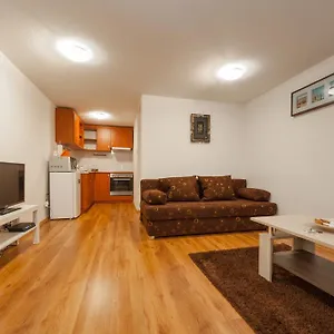 https://central-studio-and-apartments-pilvax-koz.inbudapesthotels.com